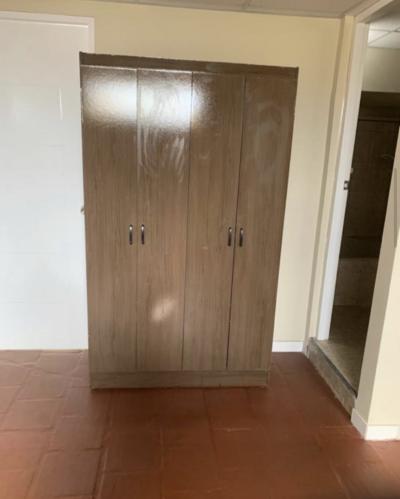 Alquilo minidepartamento