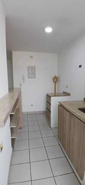 Venta Depa y Cochera en Condominio Villa Los Molles de 63m2 de 3 hab. (remodelado) - en Comas.-2