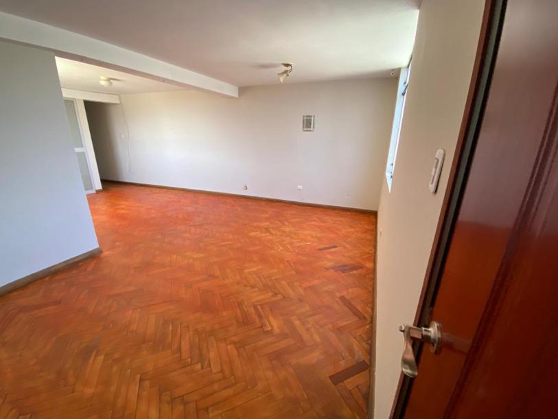 !! REMATO DEPARTAMENTO EN PLENO CENTRO DE TACNA !!! A 4 CUADRAS DE PLAZA DE ARMAS, 3ER PISO-75M2-TITULO RRPP INDEPENDIZADO, OPORTUNIDAD UNICA-2