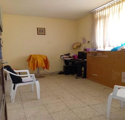 Amplia casa de 2 pisos con cochera y azotea   Urb. San Juan – Chiclayo