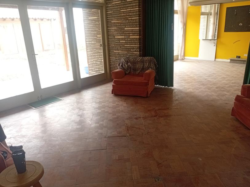 Casa de dos pisos más azotea, garaje, y sótano en Urb. Orrantia del mar San Isidro-5