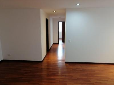DEPARTAMENTO EN SURQUILLO AV ANGAMOS