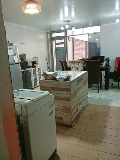 Alquilo departamento en Comas