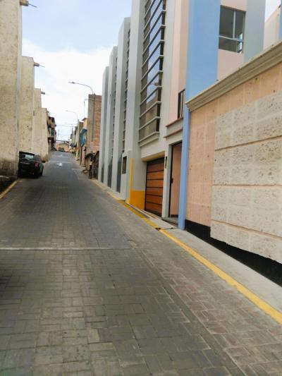 Townhouse en Venta - Sachaca Arequipa