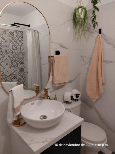 HERMOSO DEPARTAMENTO CON LINDOS ACABADOS