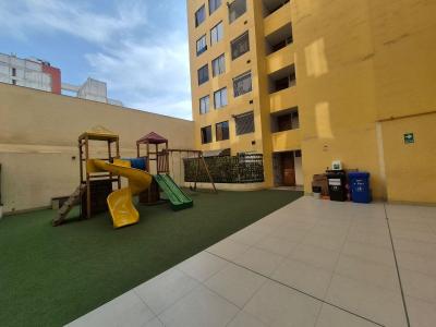 🏢 ¡Ocasión en San Miguel! Moderno Depa de 3 Dormitorios con Gas Natural y Balcón 🌊 | Precio: S/ 1,850 | 2 baños completos | Piso 5 con ascensor | Vista a Calle | Bien iluminado.