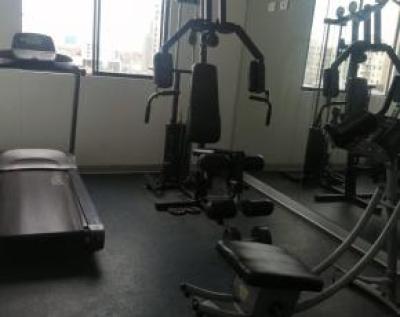 🏢 ¡Ocasión en San Miguel! Moderno Depa de 3 Dormitorios con Gas Natural y Balcón 🌊 | Precio: S/ 1,850 | 2 baños completos | Piso 5 con ascensor | Vista a Calle | Bien iluminado.