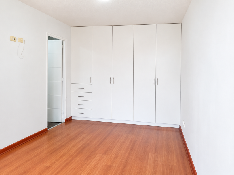 VENTA DE DEPARTAMENTO EN CHORRILLOS-0