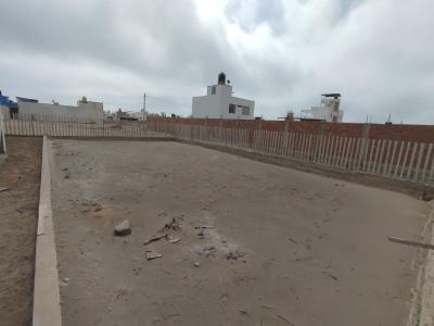 Vendo casa y terreno en Playa Los Lobos, Cerro Azul – Cañete, zona tranquila y segura, ideal para vivienda de playa.