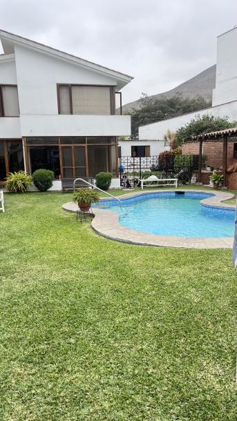 Piscina jardín BBQ Condominio-7