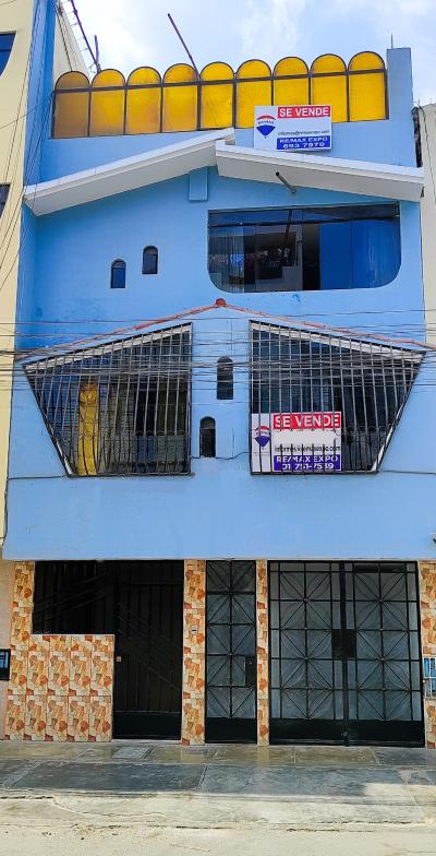Venta de espacioso y bonito Departamento en 1er piso en  San Martín De Porres/Los Olivos, Lima