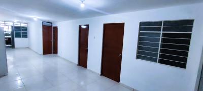Venta de espacioso y bonito Departamento en 1er piso en  San Martín De Porres/Los Olivos, Lima
