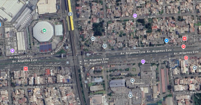 Vendo casa como terreno frente a Neoplásicas - Juan XXIII