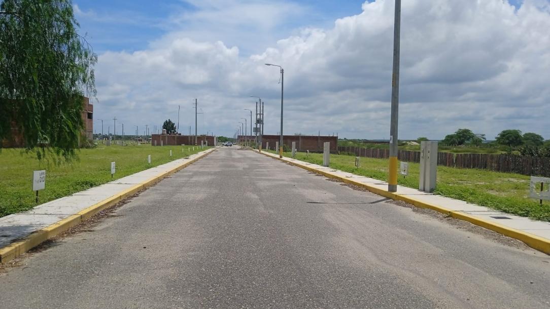 VENDO DOS TERRENOS EN LAS COLINAS DE PIURA RESORT-5
