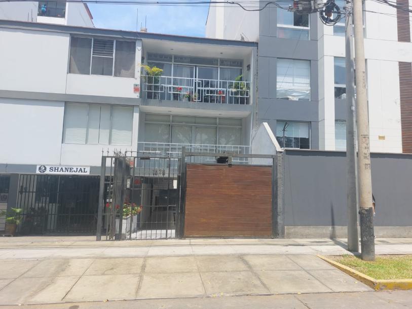 HERMOSO  DPTO 100% EN  AURORA DE MIRAFLORES VISTA A LA CALLE-0