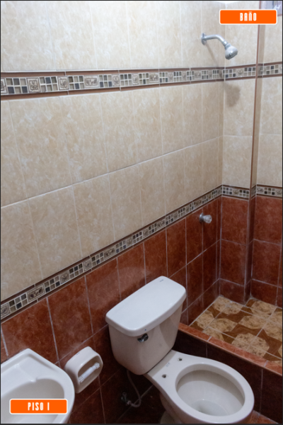 ¡Ocasión única! Casa de 3 pisos + terraza en VMT