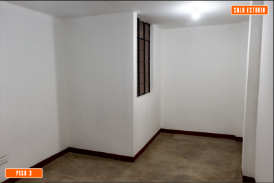 ¡Ocasión única! Casa de 3 pisos + terraza en VMT