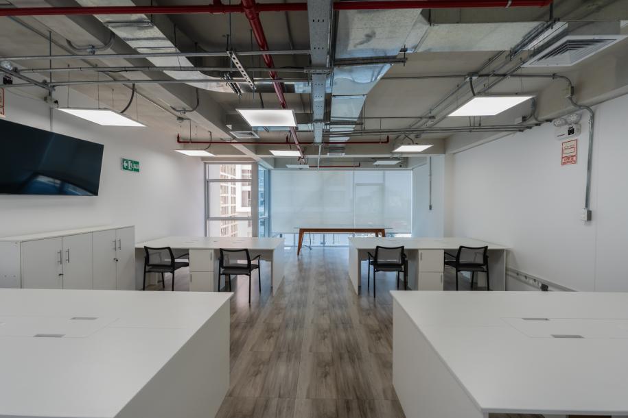 Alquilo Oficina corporativa en centro empresarial tanguis - solo empresas-1