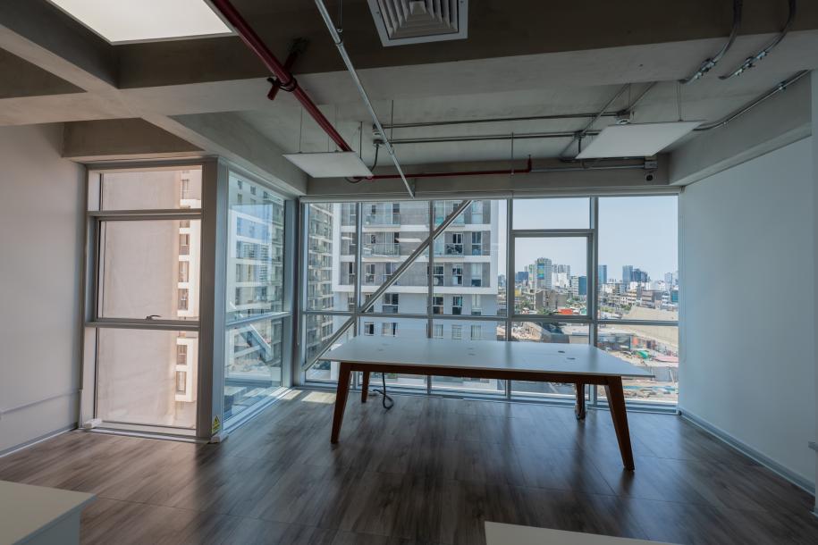 Alquilo Oficina corporativa en centro empresarial tanguis - solo empresas-4