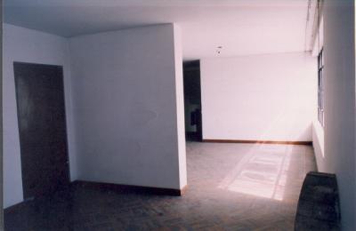 Vendo Casa en Los Robles cuadra 7 - Chaclacayo