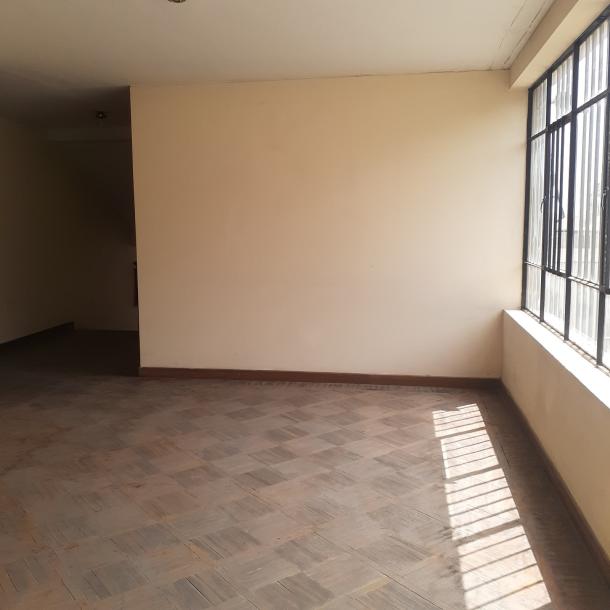 Vendo Casa en Los Robles cuadra 7 - Chaclacayo-5
