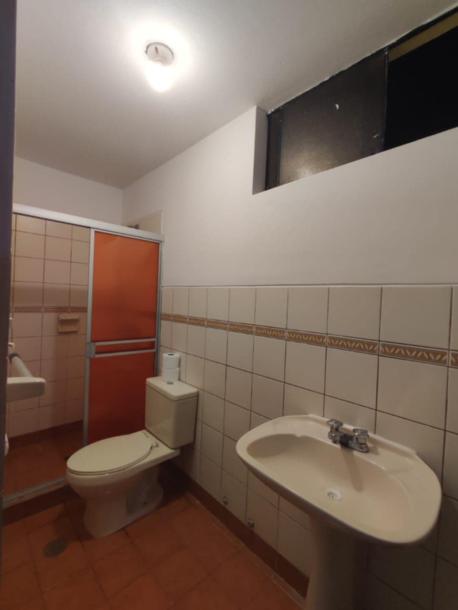 Alquiler de departamento en 1er piso, amplio y funcional PANDO 3RA ETAPA-4