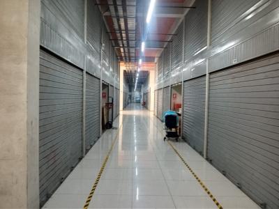 Stand Comercial en El Reloj Malvinas Plaza