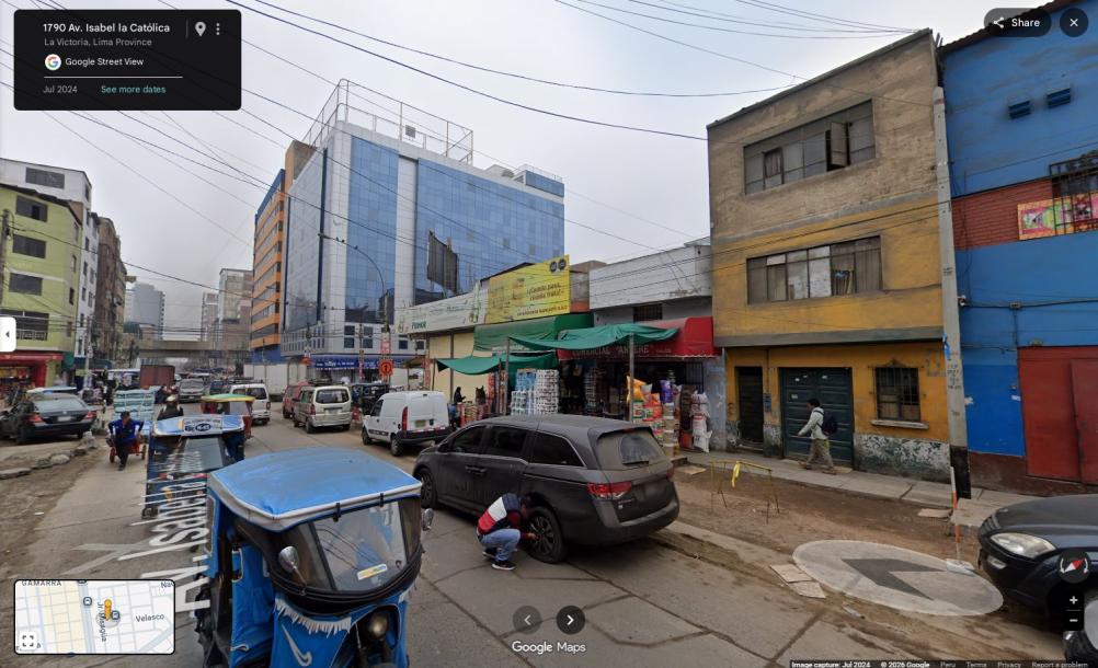 Vendo céntrica casa en el corazón comercial de La Parada a 1 cuadra de la Av Aviación-4