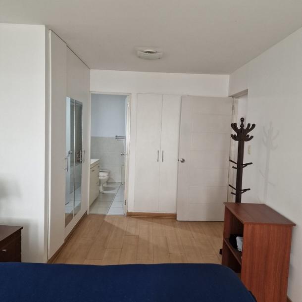 VENTA de Departamento de 2 dormitorios AMOBLADO y EQUIPADO en MIRAFLORES-6