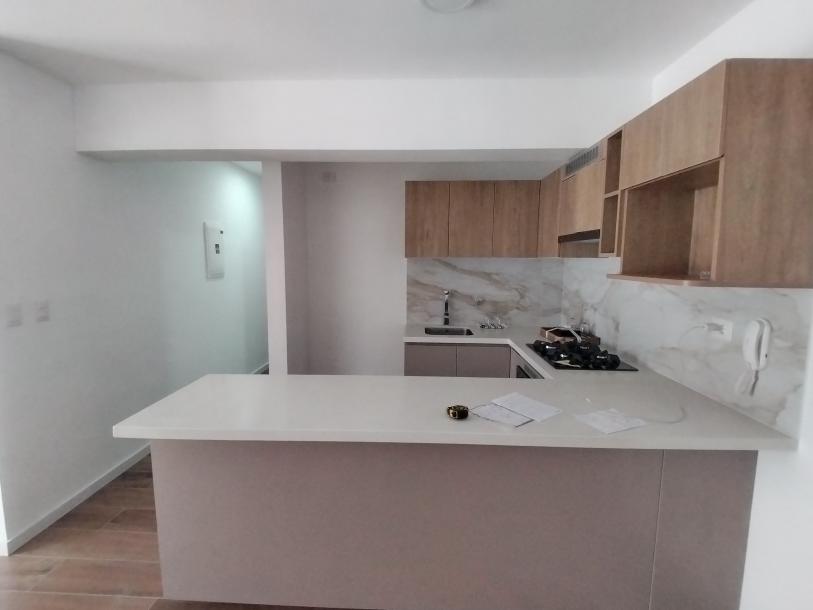 DEPA FRENTE AL JOCKEY PLAZA-2