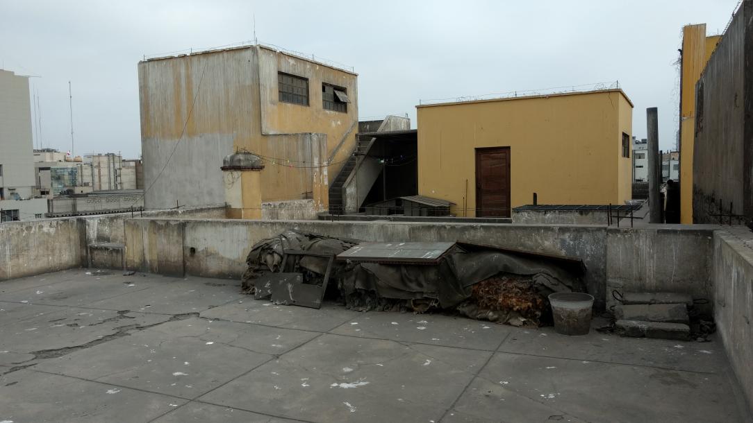 VENTA DE LOCAL COMERCIAL - COCHERA HUALLAGA-1