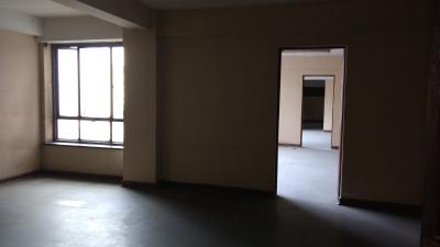 VENTA DE LOCAL COMERCIAL - COCHERA HUALLAGA