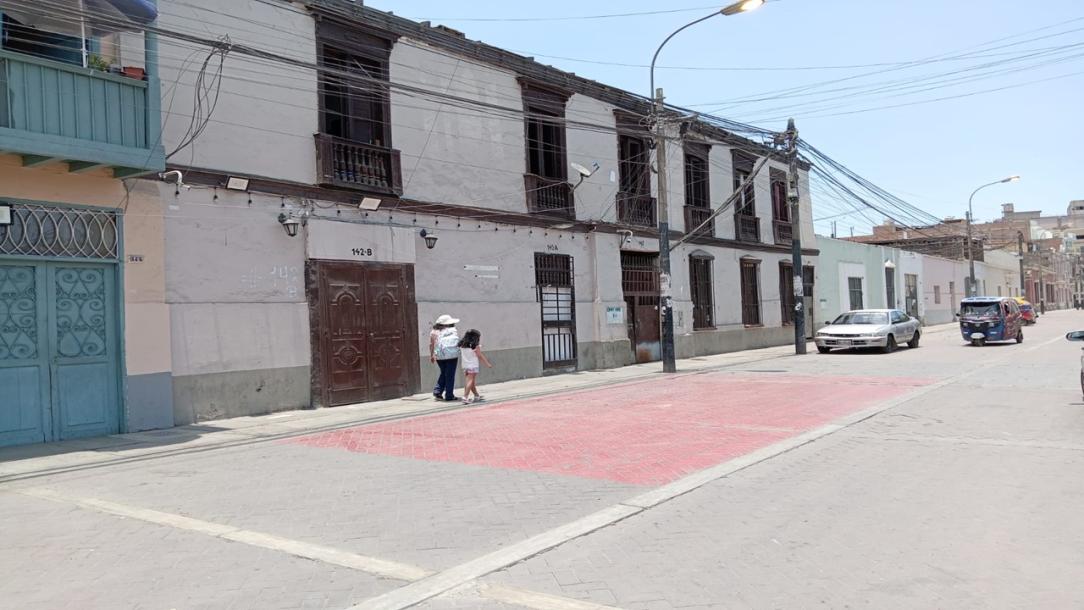 VENTA DE TERRENO PARA USO COMERCIAL RESIDENCIAL EN EL RIMAC-0