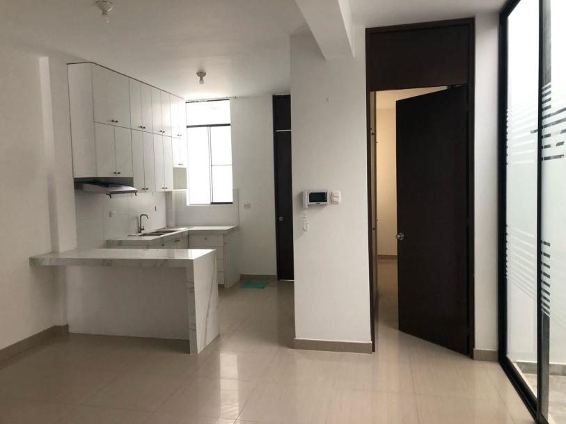 Alquiler Departamento en Veintiseis de Octubre S/ 1000-3